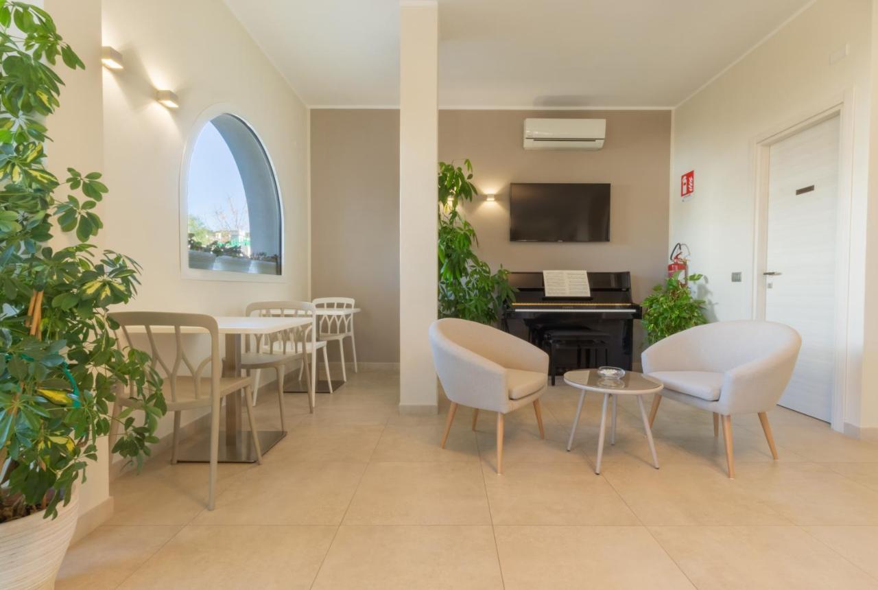 New Ca'Mea Hotel Villasimius Bagian luar foto